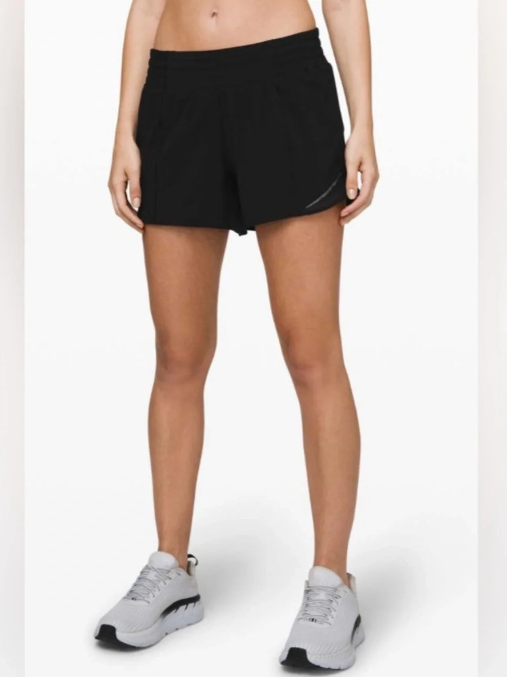 Lululemon | Hotty Hot High Rise Shorts in Black 4” Size 6 Lined